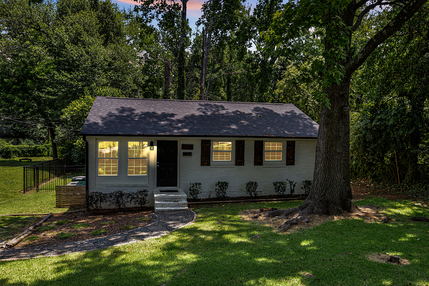 Property main image